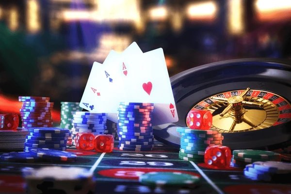 Egyptian mystery themed casino-style screen with clear safety cues